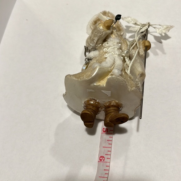 Hallmark 2004 Father Christmas Series 1 White Ornament - Picture 8 of 8